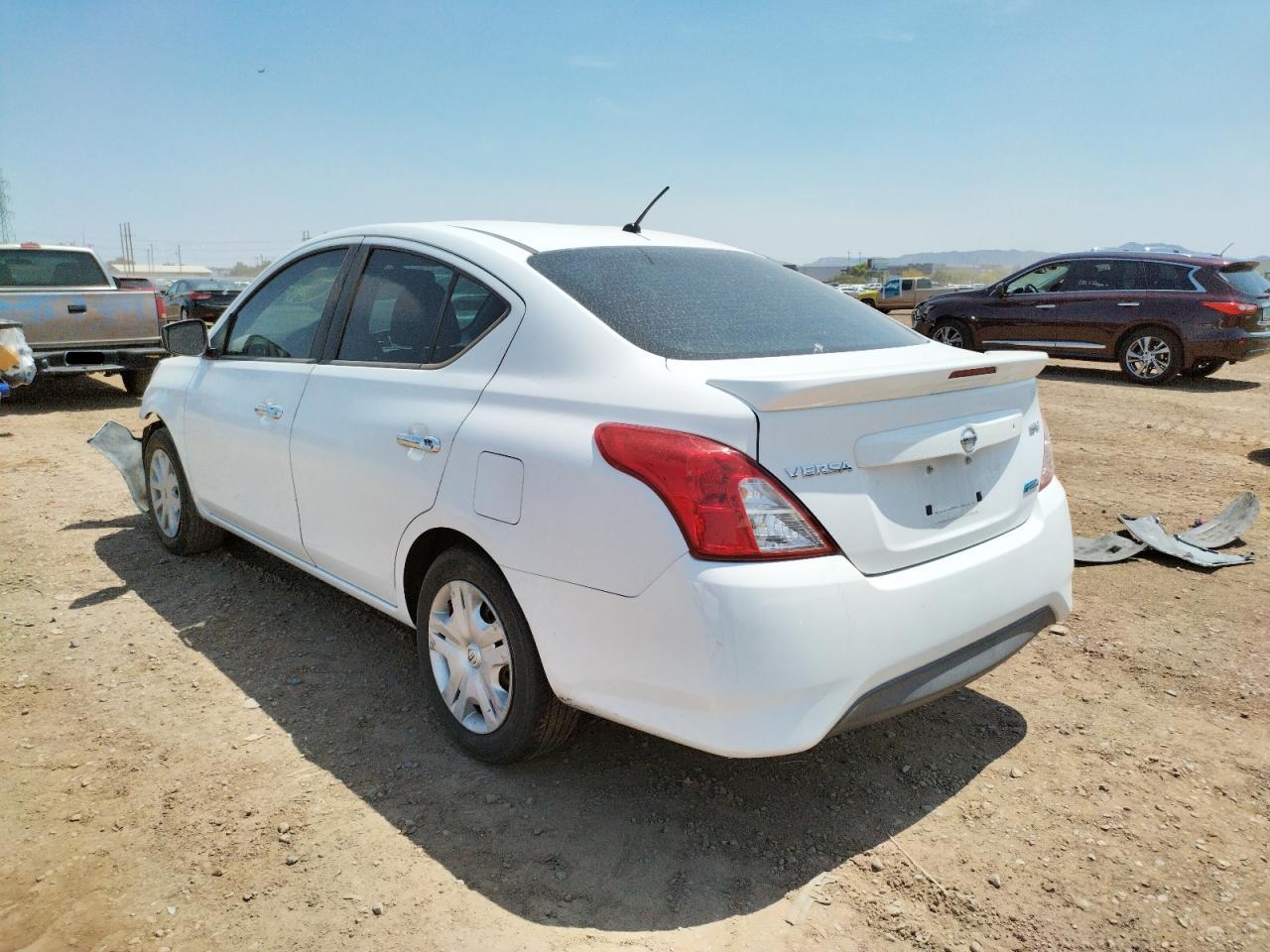 Photo 3 from auction – 2015 NISSAN VERSA S with VIN 3N1CN7APXFL837503