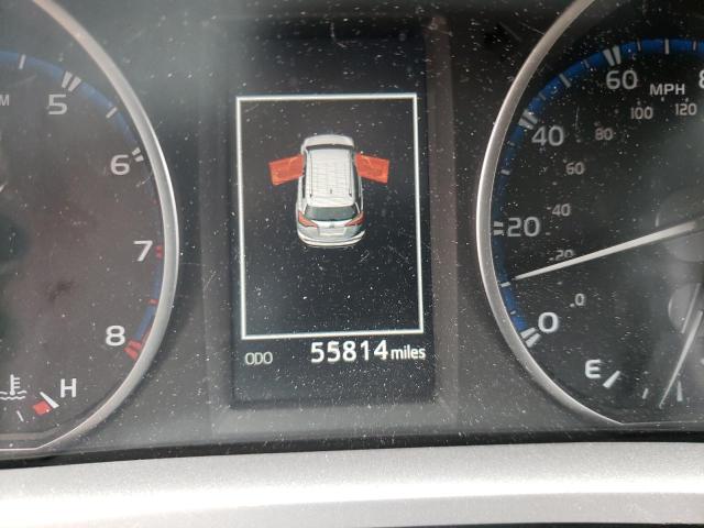 Photo 8 from auction – 2017 TOYOTA RAV4 XLE with VIN JTMWFREV5HJ133313