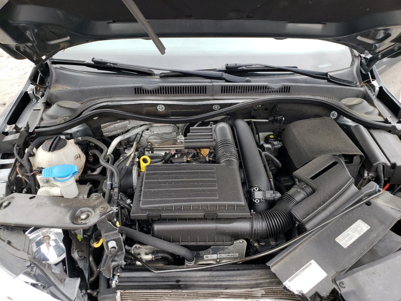 Photo 7 from auction – 2017 VOLKSWAGEN JETTA S with VIN 3VW2B7AJ6HM210708