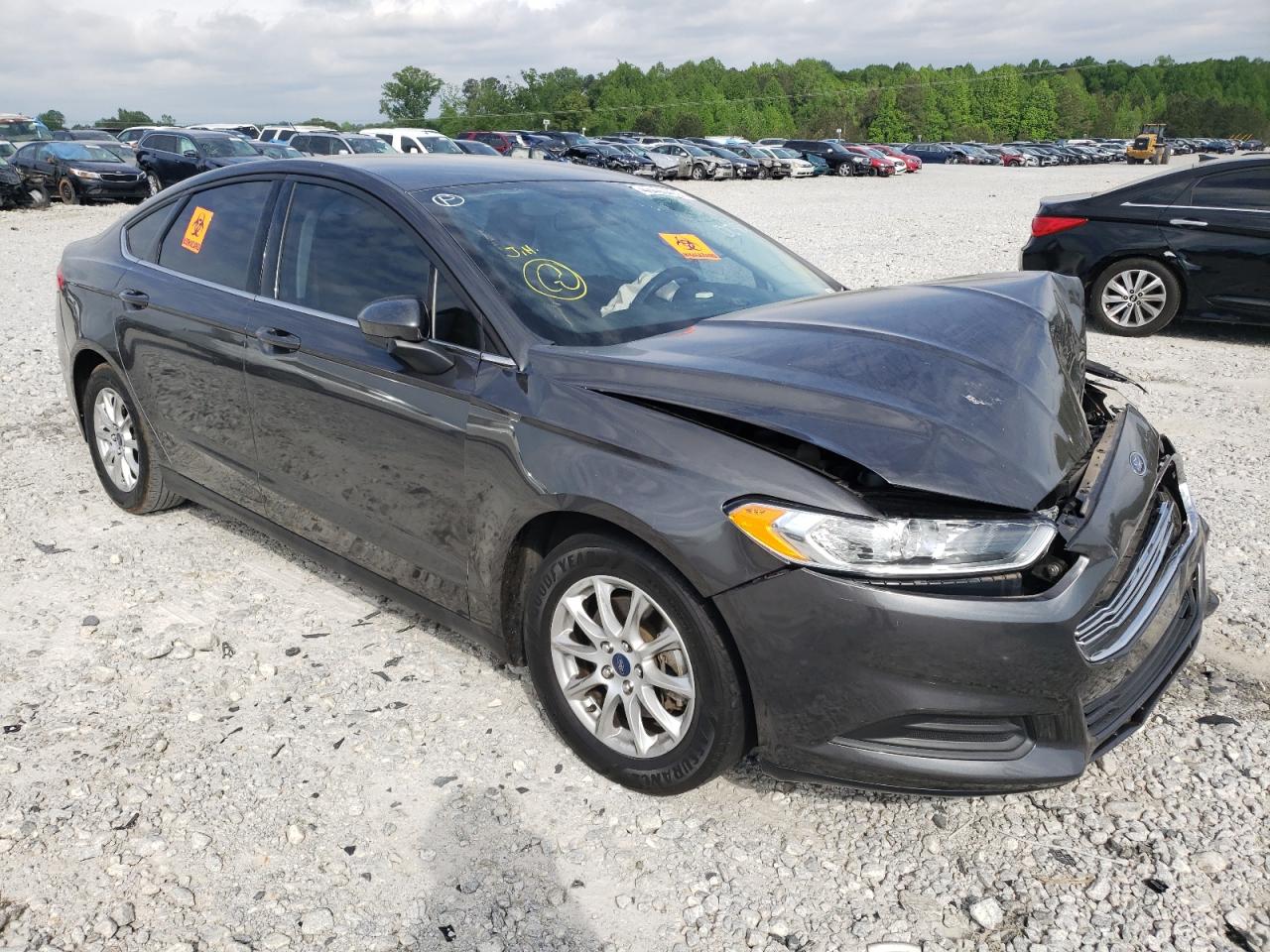 FORD FUSION S 2016 with VIN 3FA6P0G77GR110083 - Photo from auction