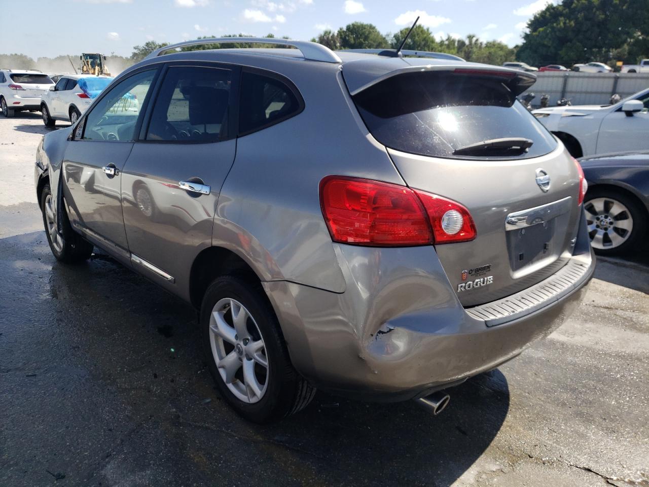 Photo 3 from auction – 2011 NISSAN ROGUE S with VIN JN8AS5MT6BW564580