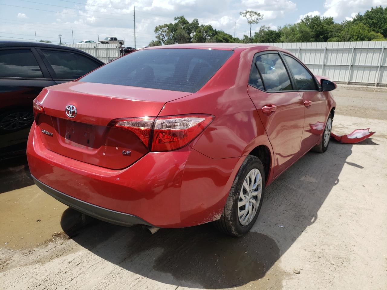 Photo 4 from auction – 2017 TOYOTA COROLLA L with VIN 5YFBURHE5HP722261