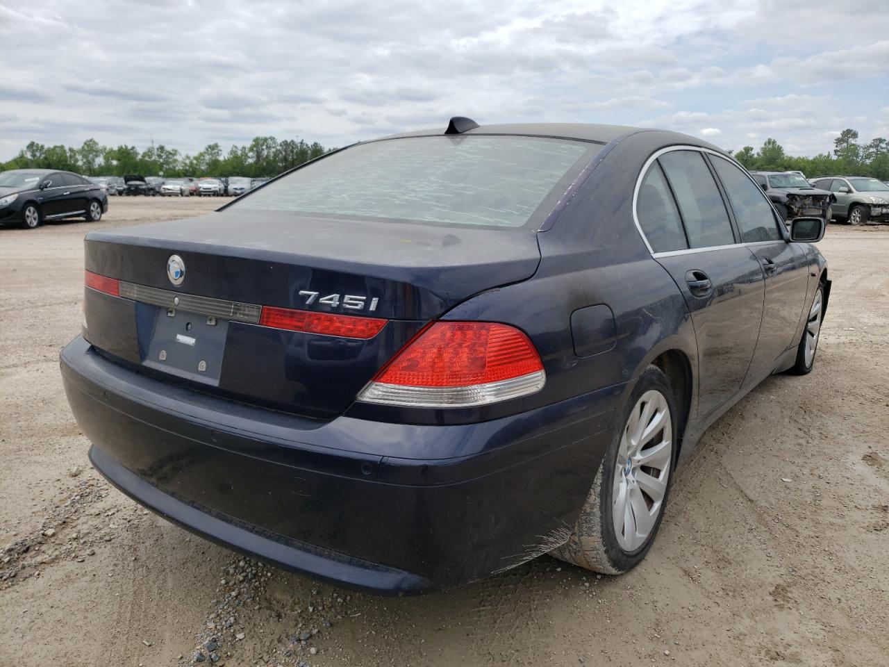 Photo 4 from auction – 2005 BMW 745 I with VIN WBAGL63555DP74659