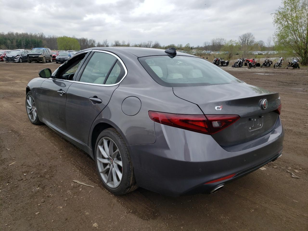 Photo 3 from auction – 2019 ALFA ROMEO GIULIA with VIN ZARFANAN5K7612239