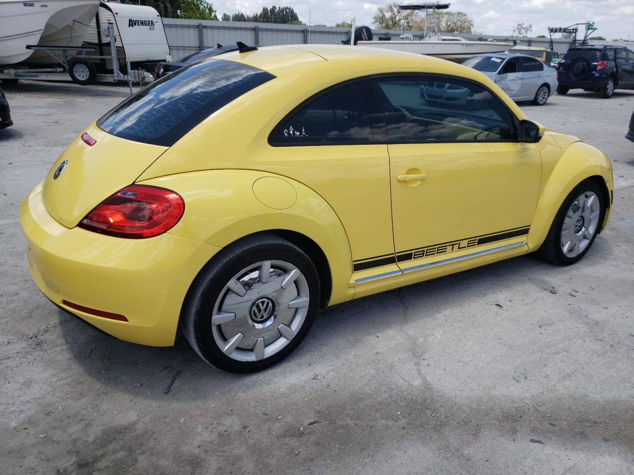 Photo 4 from auction – 2012 VOLKSWAGEN BEETLE with VIN 3VWJP7AT6CM605608