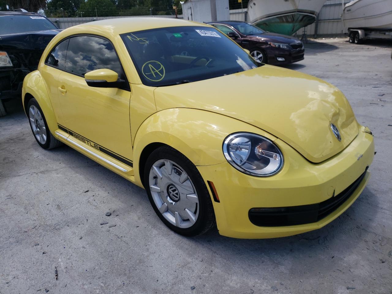 VOLKSWAGEN BEETLE 2012 with VIN 3VWJP7AT6CM605608 - Photo from auction
