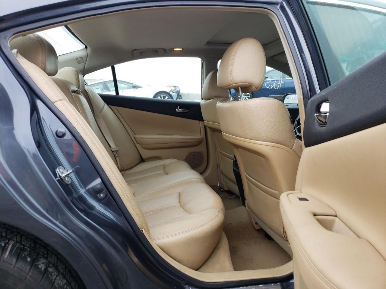 Photo 6 from auction – 2011 NISSAN MAXIMA S with VIN 1N4AA5APXBC817316