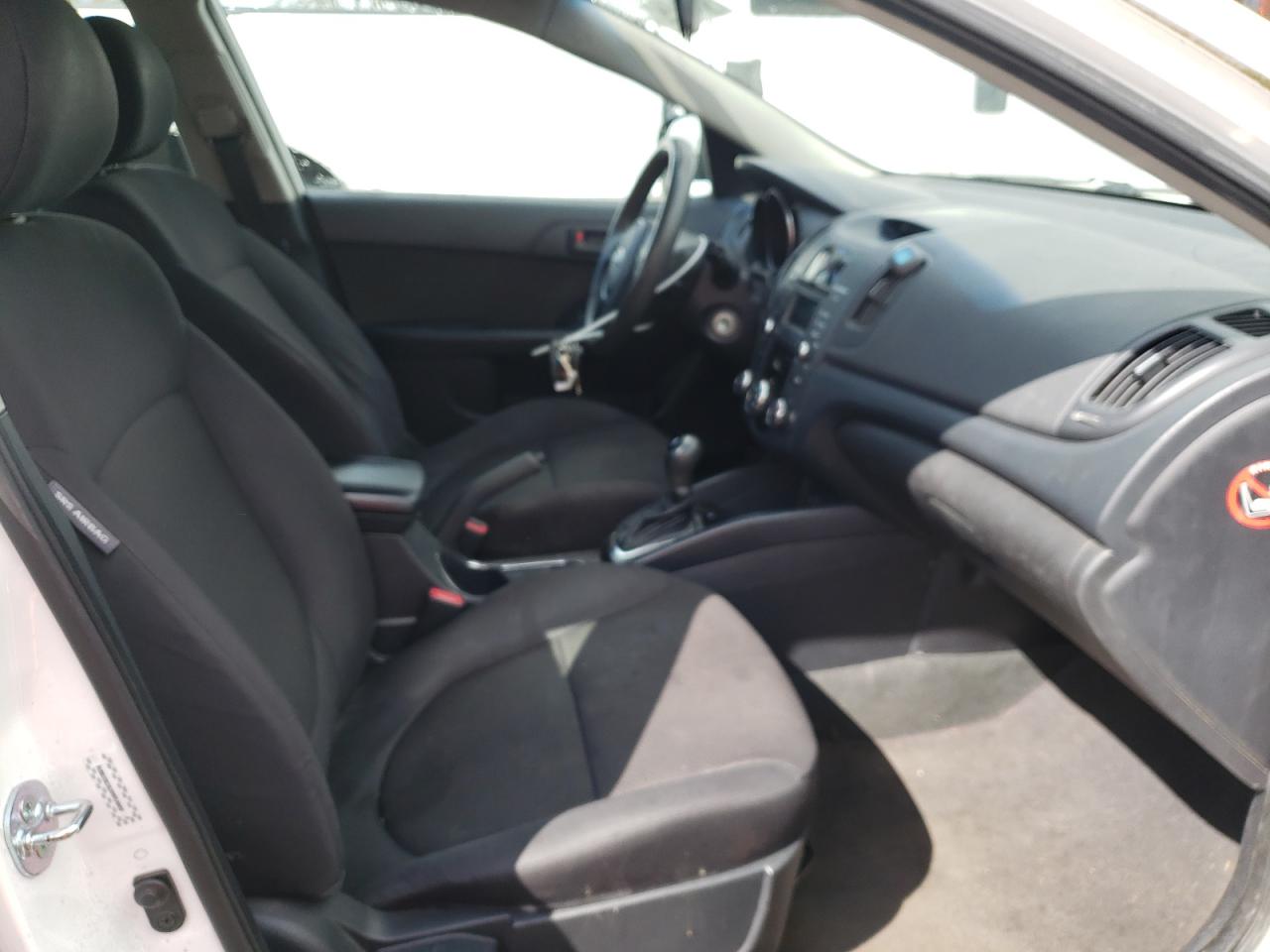 Photo 5 from auction – 2012 KIA FORTE EX with VIN KNAFU4A23C5519974