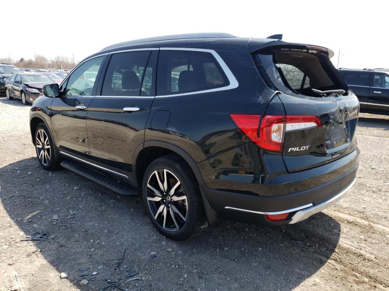 Photo 3 from auction – 2019 HONDA PILOT TOUR with VIN 5FNYF6H93KB051262