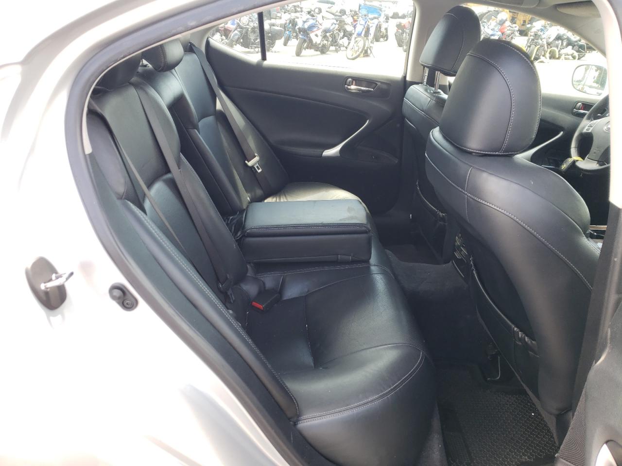 Photo 6 from auction – 2012 LEXUS IS 250 with VIN JTHBF5C22C5172067