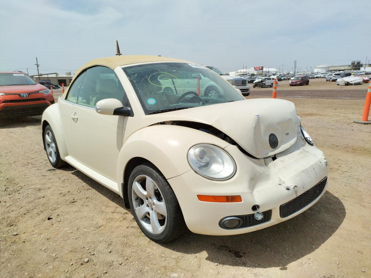 VOLKSWAGEN NEW BEETLE 2007 with VIN 3VWSF31Y07M415353 - Photo from auction