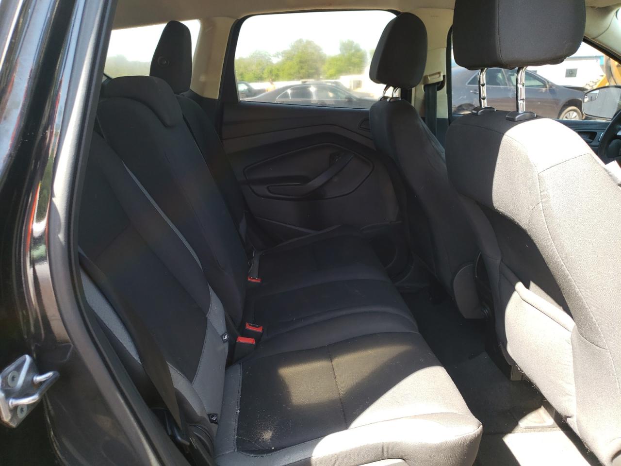 Photo 6 from auction – 2013 FORD ESCAPE S with VIN 1FMCU0F77DUC34295