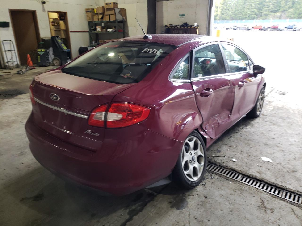 Photo 17 from auction – 2011 FORD FIESTA SEL with VIN 3FADP4CJ5BM112078