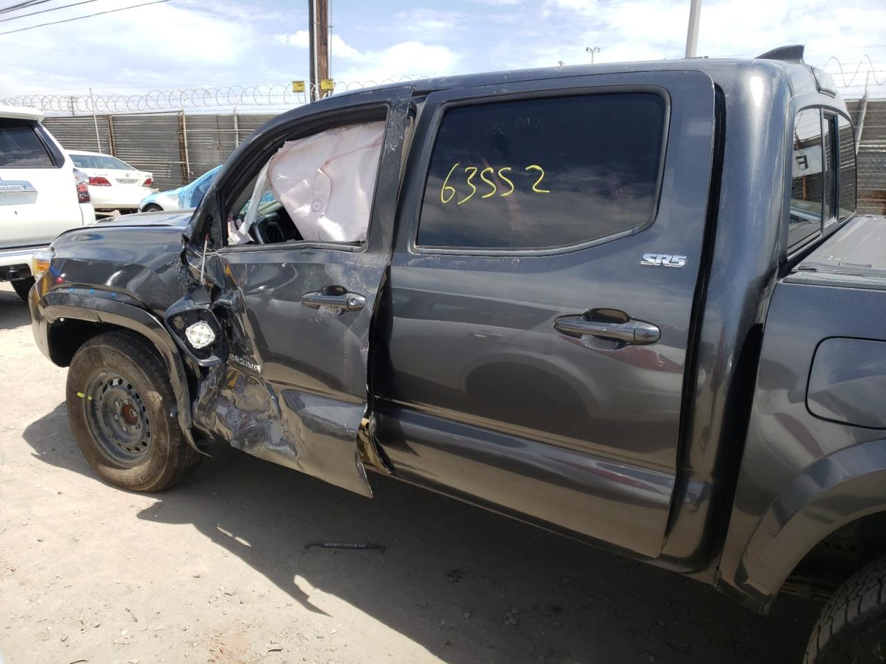 Photo 9 from auction – 2017 TOYOTA TACOMA DOU with VIN 3TMAZ5CN6HM040722