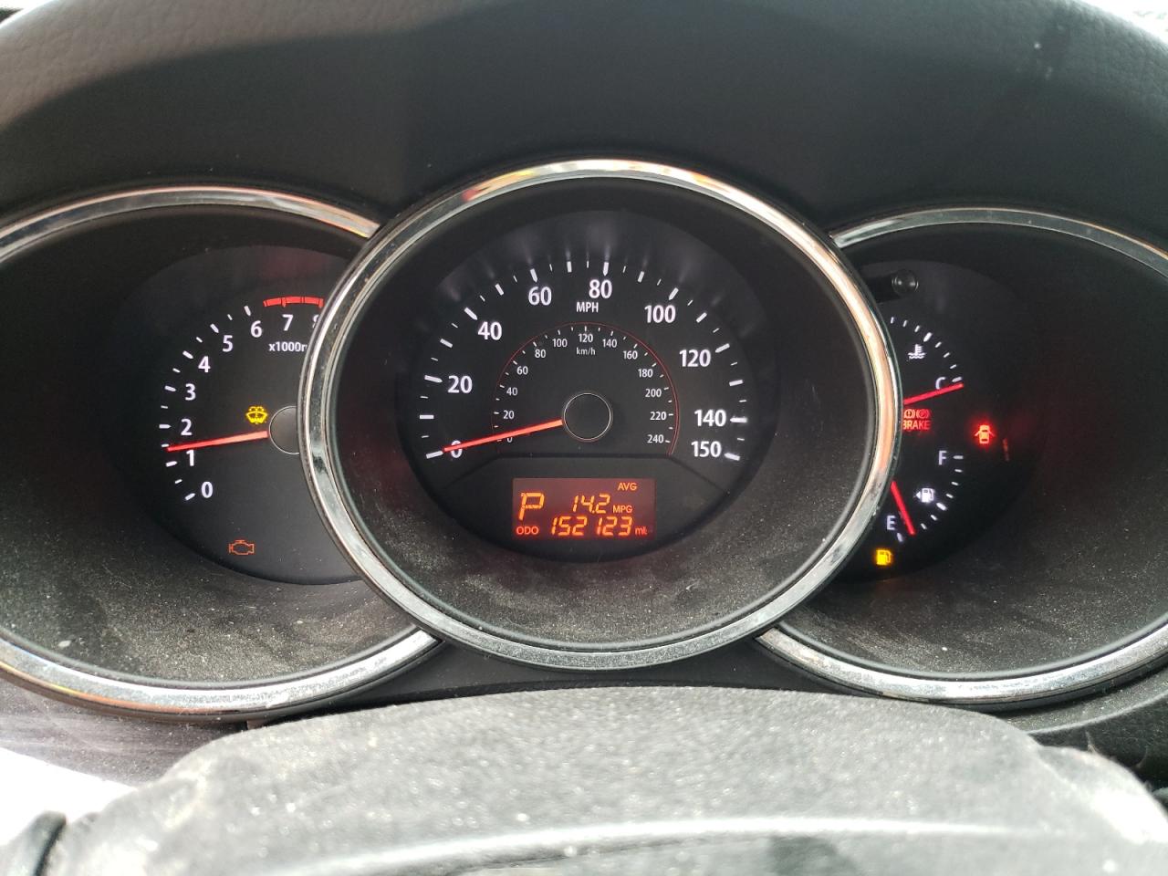 Photo 8 from auction – 2012 KIA SORENTO BA with VIN 5XYKTDA64CG219388