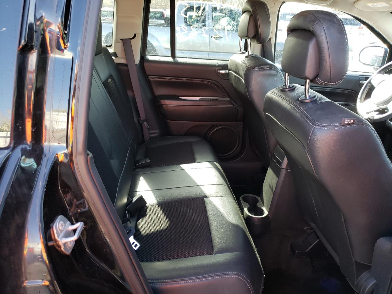Photo 6 from auction – 2016 JEEP COMPASS LA with VIN 1C4NJDEB0GD759271