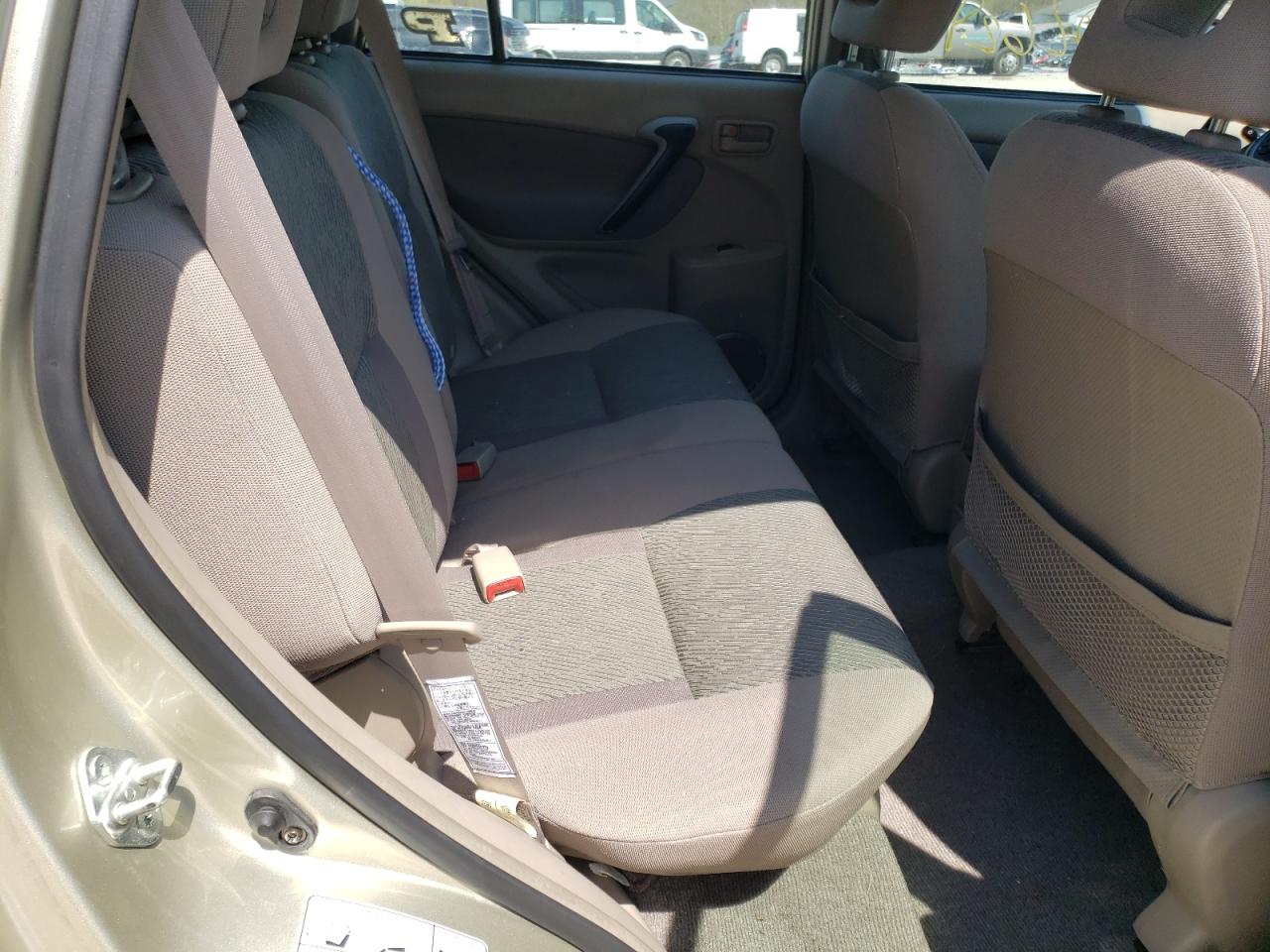 Photo 6 from auction – 2003 TOYOTA RAV4 with VIN JTEGH20V530118334