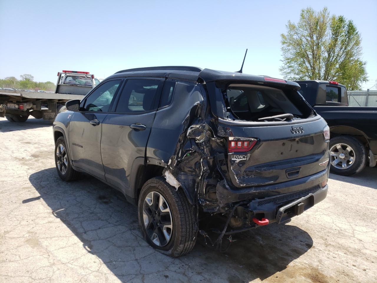 Photo 3 from auction – 2018 JEEP COMPASS TR with VIN 3C4NJDDB8JT200277