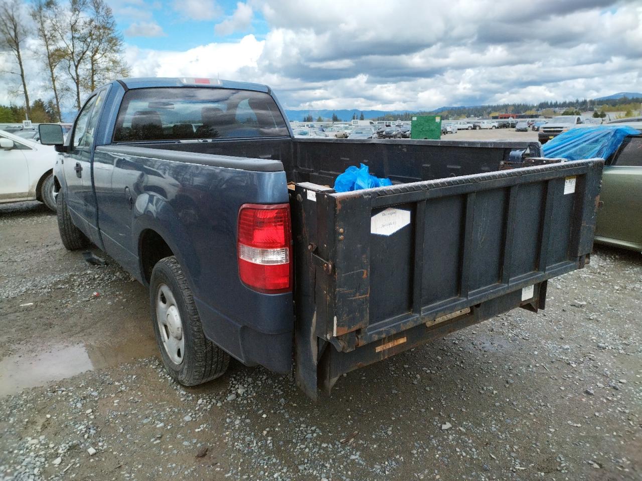 Photo 3 from auction – 2005 FORD F150 with VIN 1FTRF12295NB83337