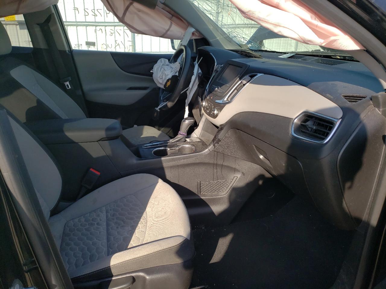 Photo 5 from auction – 2018 CHEVROLET EQUINOX LT with VIN 2GNAXJEV5J6246309