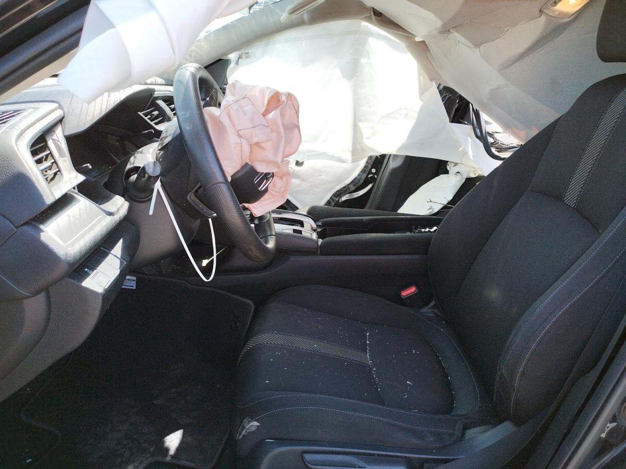 Photo 5 from auction – 2016 HONDA CIVIC LX with VIN 19XFC2F59GE232663