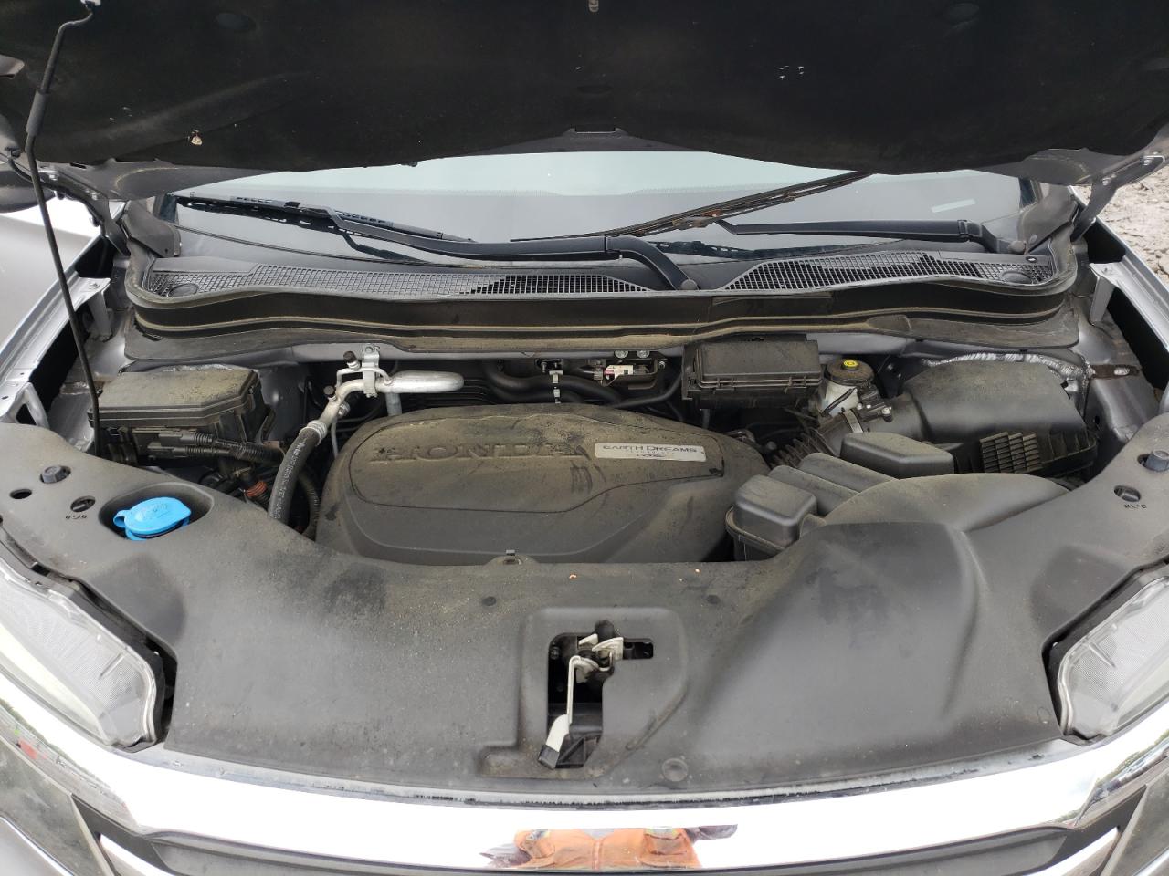 Photo 7 from auction – 2016 HONDA PILOT EXLN with VIN 5FNYF6H7XGB073734