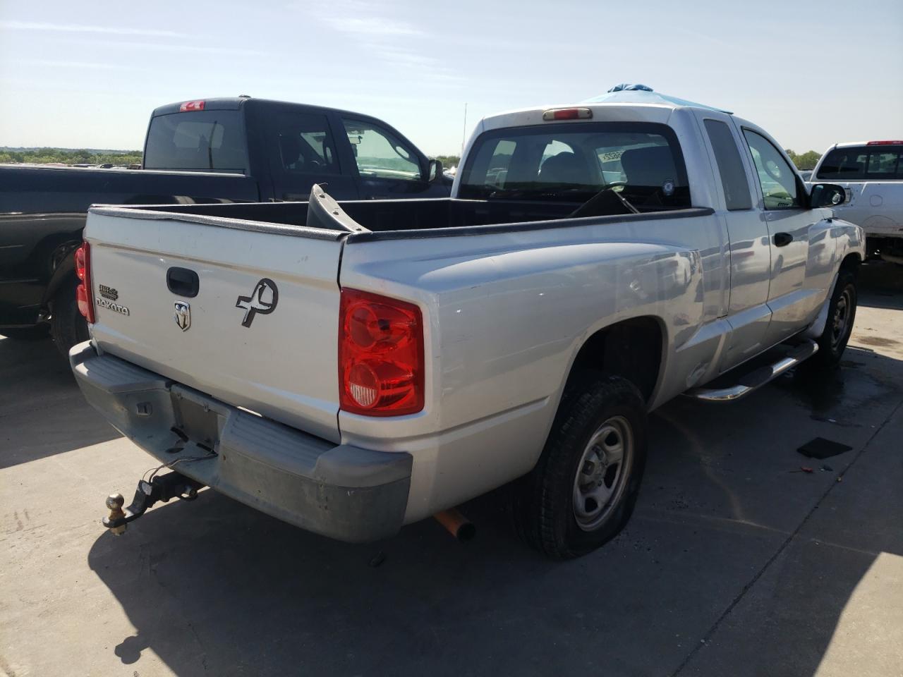Photo 4 from auction – 2006 DODGE DAKOTA ST with VIN 1D7HE22K66S630011
