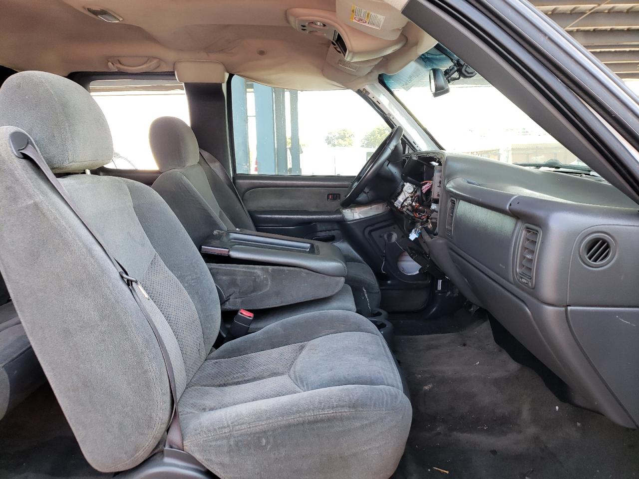 Photo 5 from auction – 2003 CHEVROLET SILVERADO with VIN 1GCHC29U23E309181
