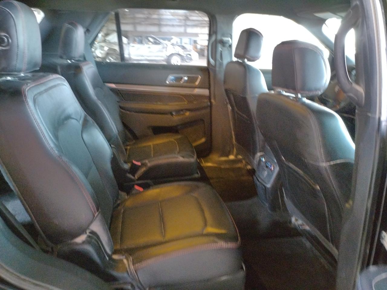 Photo 6 from auction – 2017 FORD EXPLORER S with VIN 1FM5K8GT3HGD72106