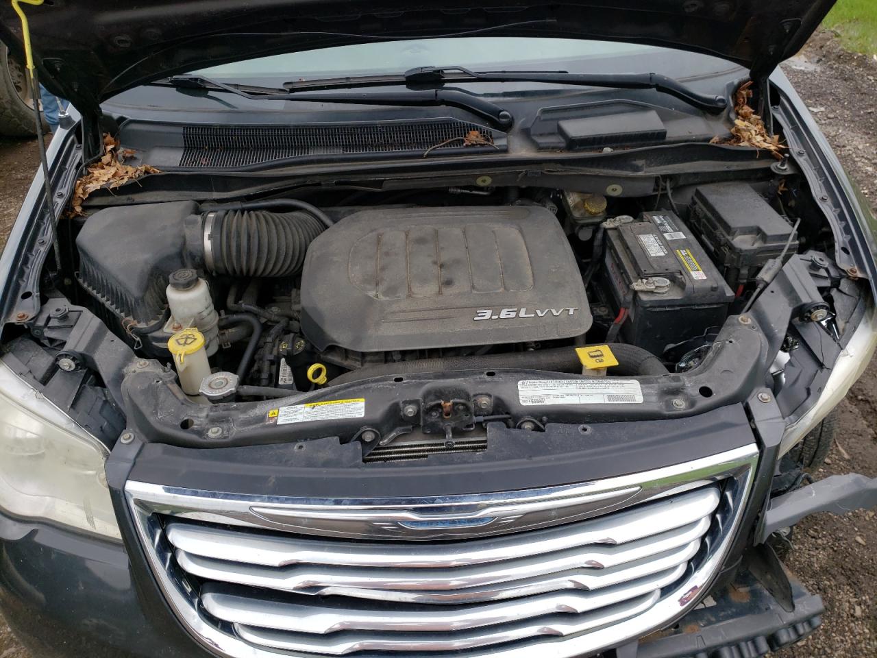 Photo 17 from auction – 2012 CHRYSLER TOWN & COU with VIN 2C4RC1BG6CR399912