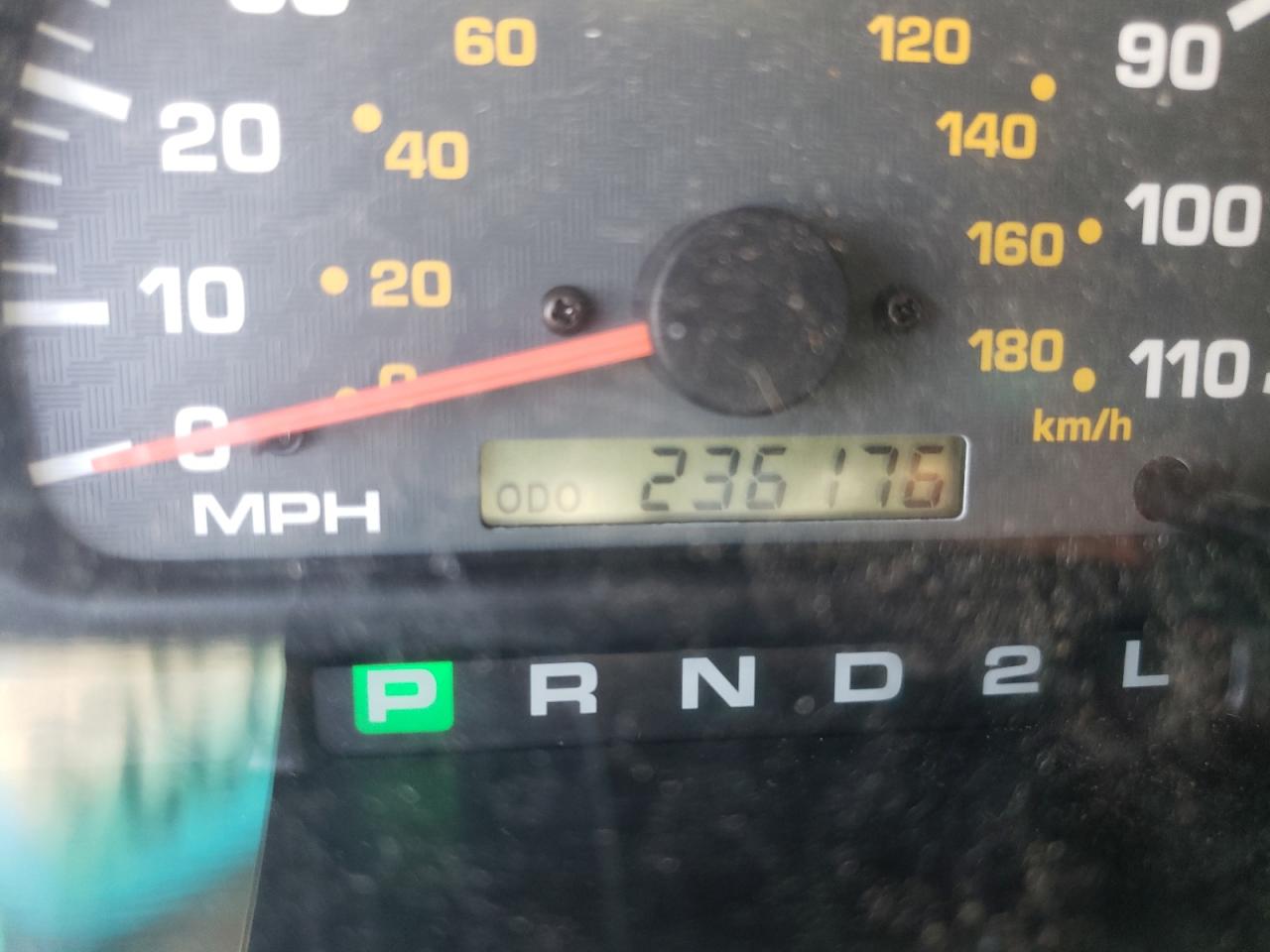 Photo 8 from auction – 2002 TOYOTA 4RUNNER SR with VIN JT3GN86R720227813