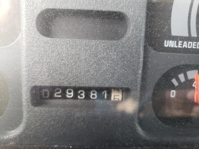 Photo 8 from auction – 1996 WINNEBAGO RV with VIN 1GBKP37N4T3304723