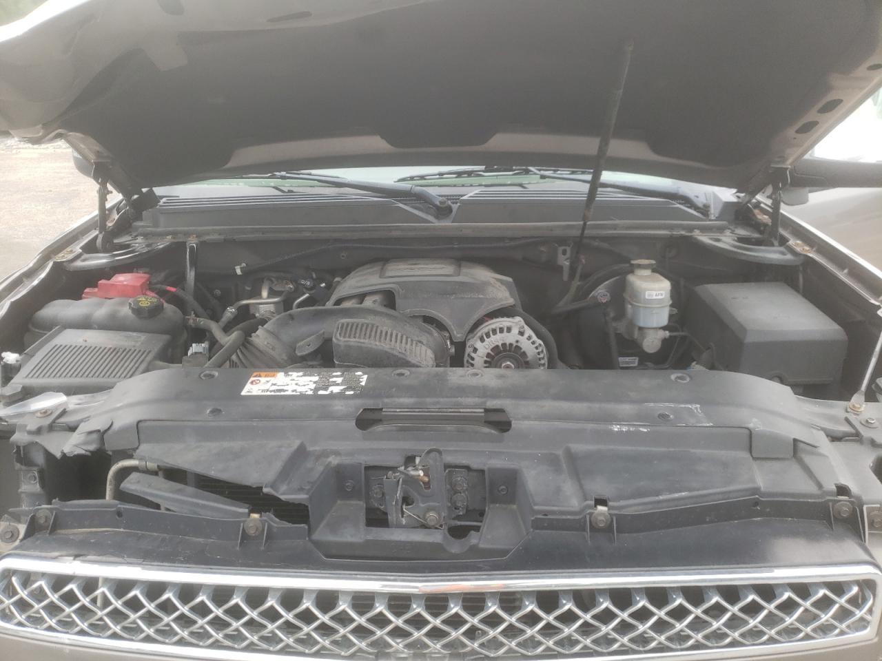 Photo 7 from auction – 2011 CHEVROLET SUBURBAN C with VIN 1GNSCJE01BR327561