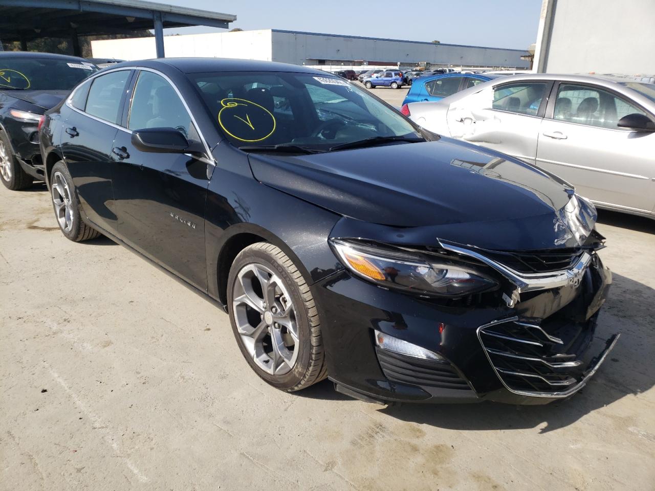 Photo 1 from auction – 2020 CHEVROLET MALIBU LT with VIN 1G1ZD5ST3LF112205