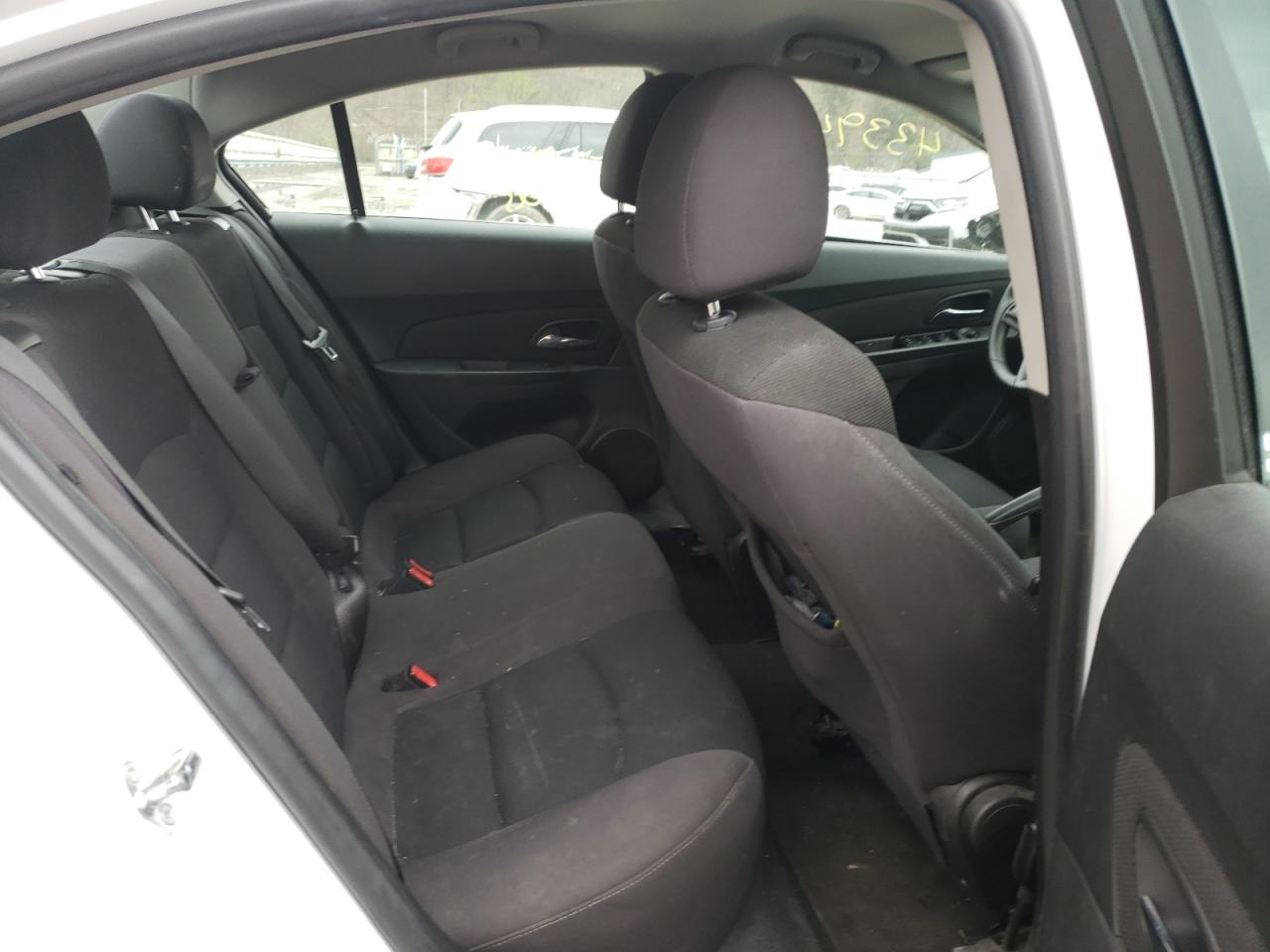 Photo 6 from auction – 2015 CHEVROLET CRUZE LT with VIN 1G1PC5SB1F7203327