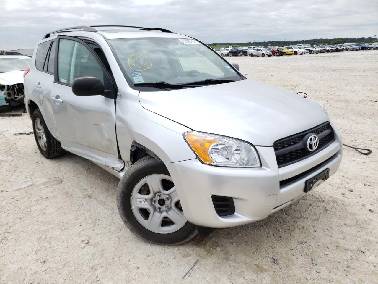 TOYOTA RAV4 2011 with VIN 2T3ZF4DV4BW099035 - Photo from auction