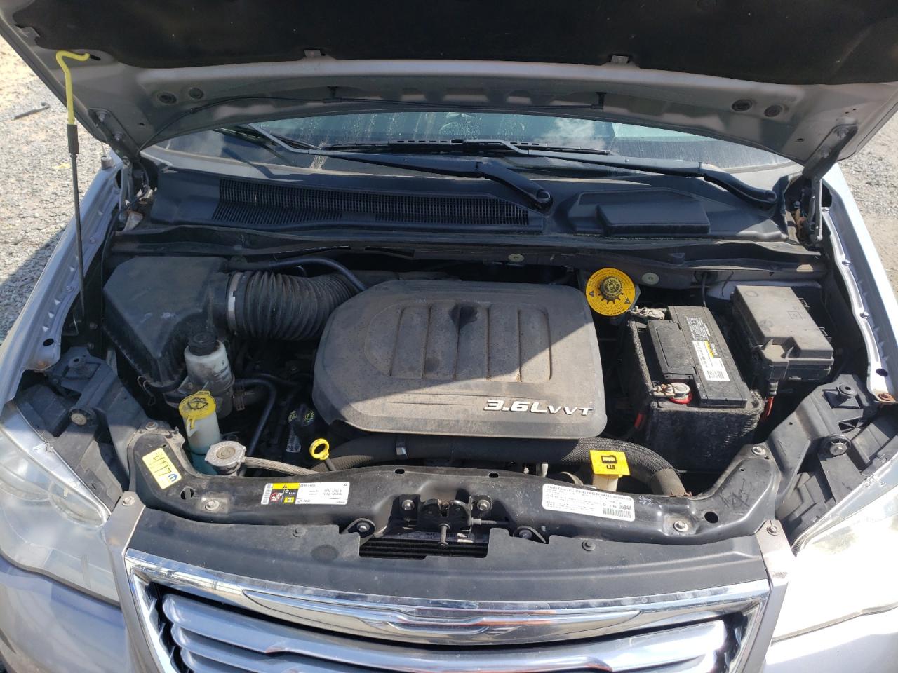 Photo 7 from auction – 2014 CHRYSLER TOWN & COU with VIN 2C4RC1BG0ER126368