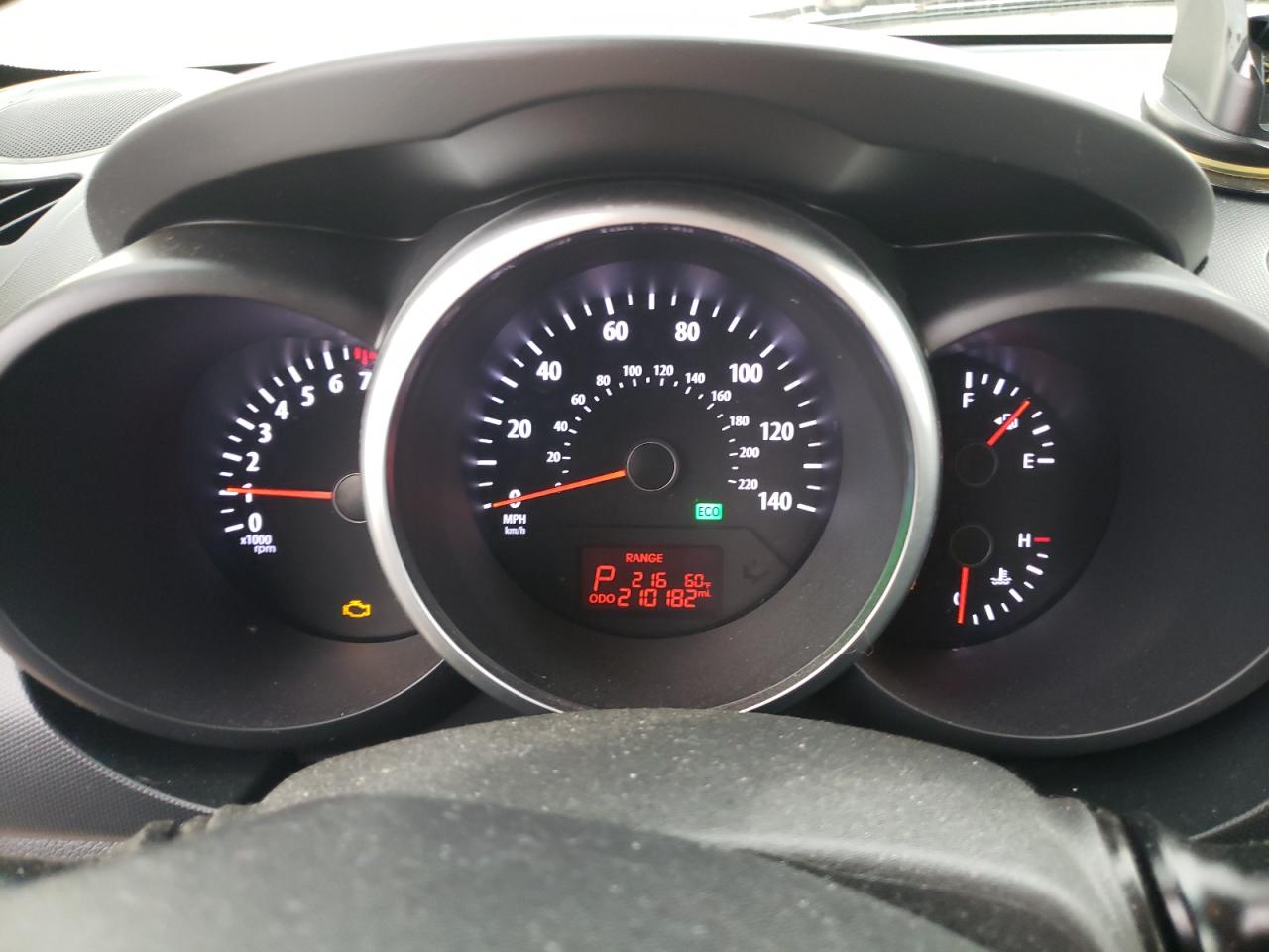 Photo 8 from auction – 2012 KIA SOUL + with VIN KNDJT2A69C7368179
