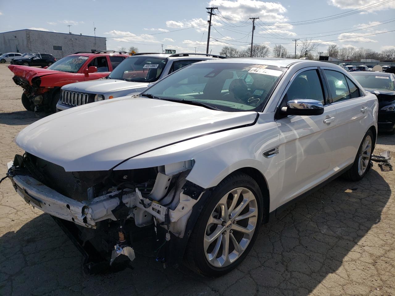 Foto 2 de la subasta – 2018 FORD TAURUS LIM con VIN 1FAHP2J86JG132998