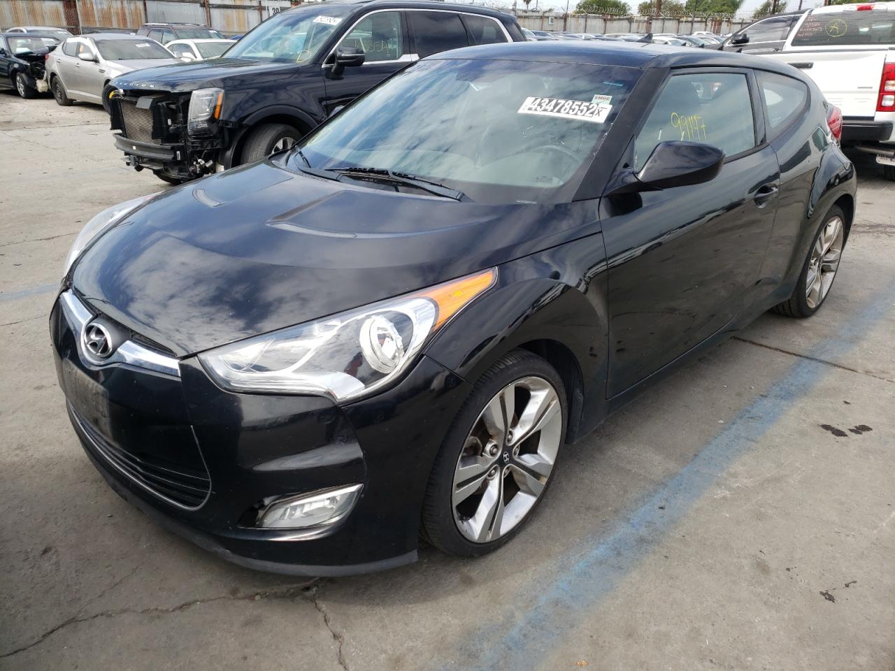 Photo 2 from auction – 2013 HYUNDAI VELOSTER with VIN KMHTC6AD2DU179063