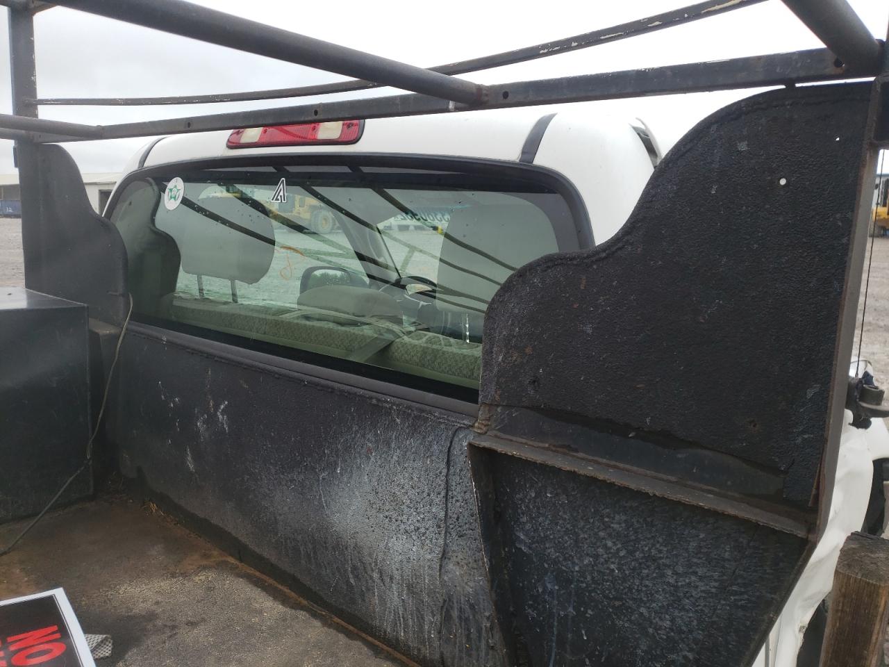 Photo 6 from auction – 2006 TOYOTA TUNDRA with VIN 5TBKT42196S485153
