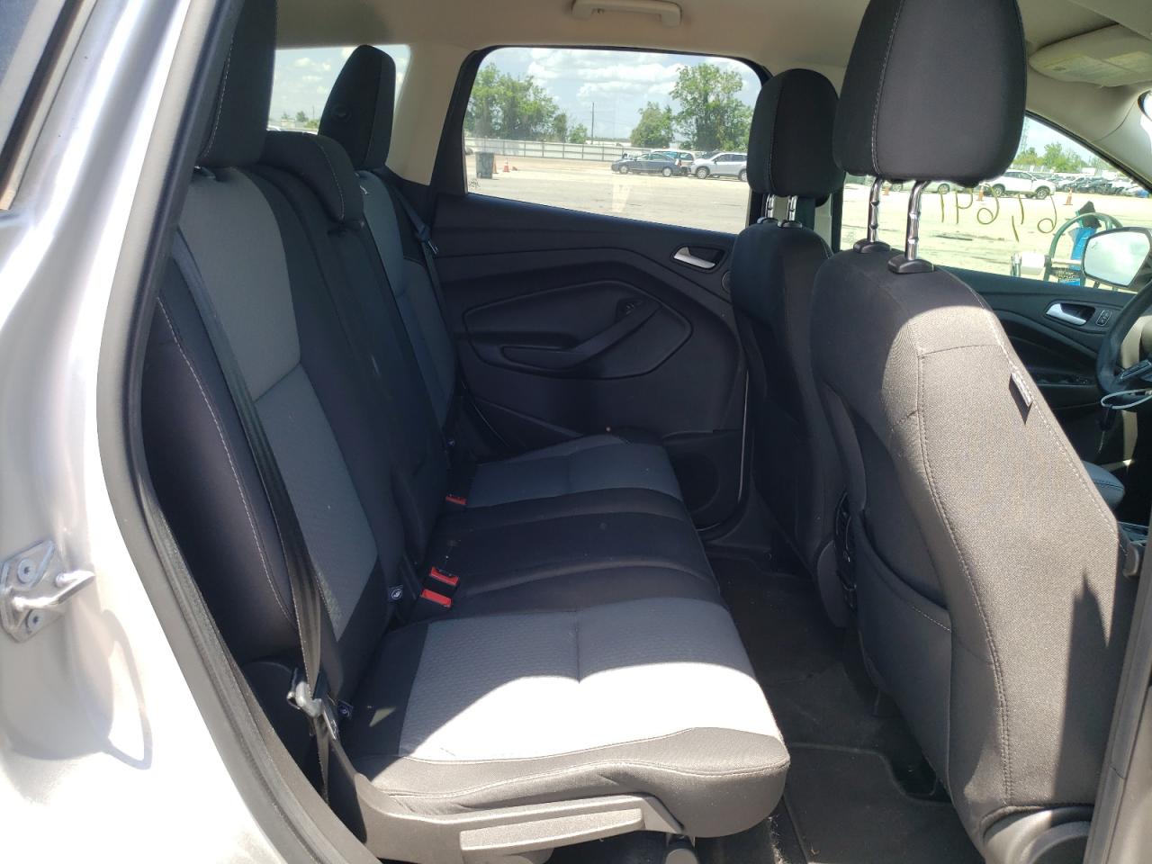Photo 6 from auction – 2017 FORD ESCAPE SE with VIN 1FMCU0GD9HUC73156