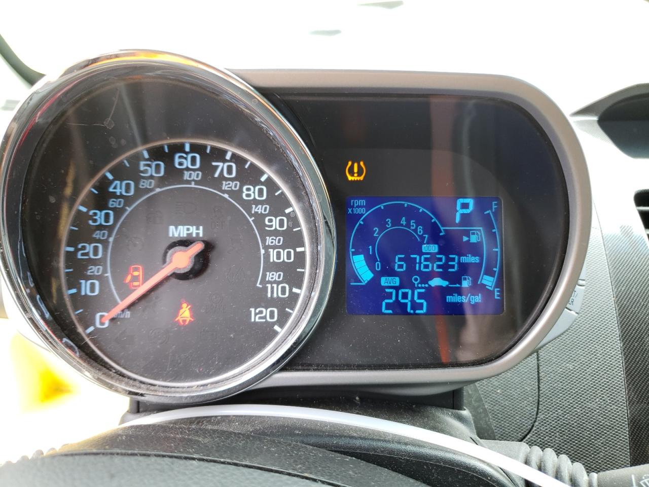 Photo 12 from auction – 2014 CHEVROLET SPARK LS with VIN KL8CB6S96EC521129