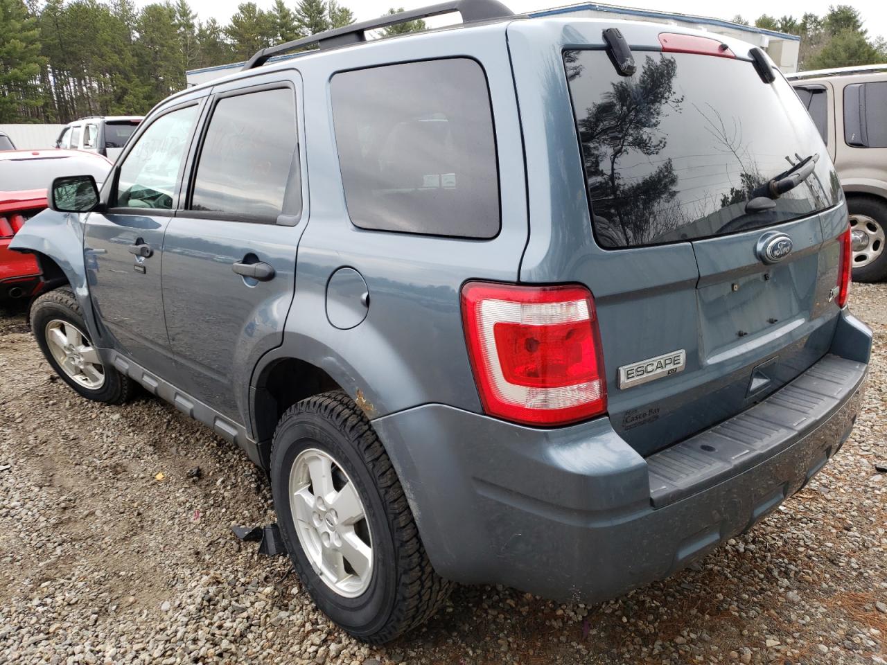 Photo 3 from auction – 2011 FORD ESCAPE XLT with VIN 1FMCU9DG6BKB17324