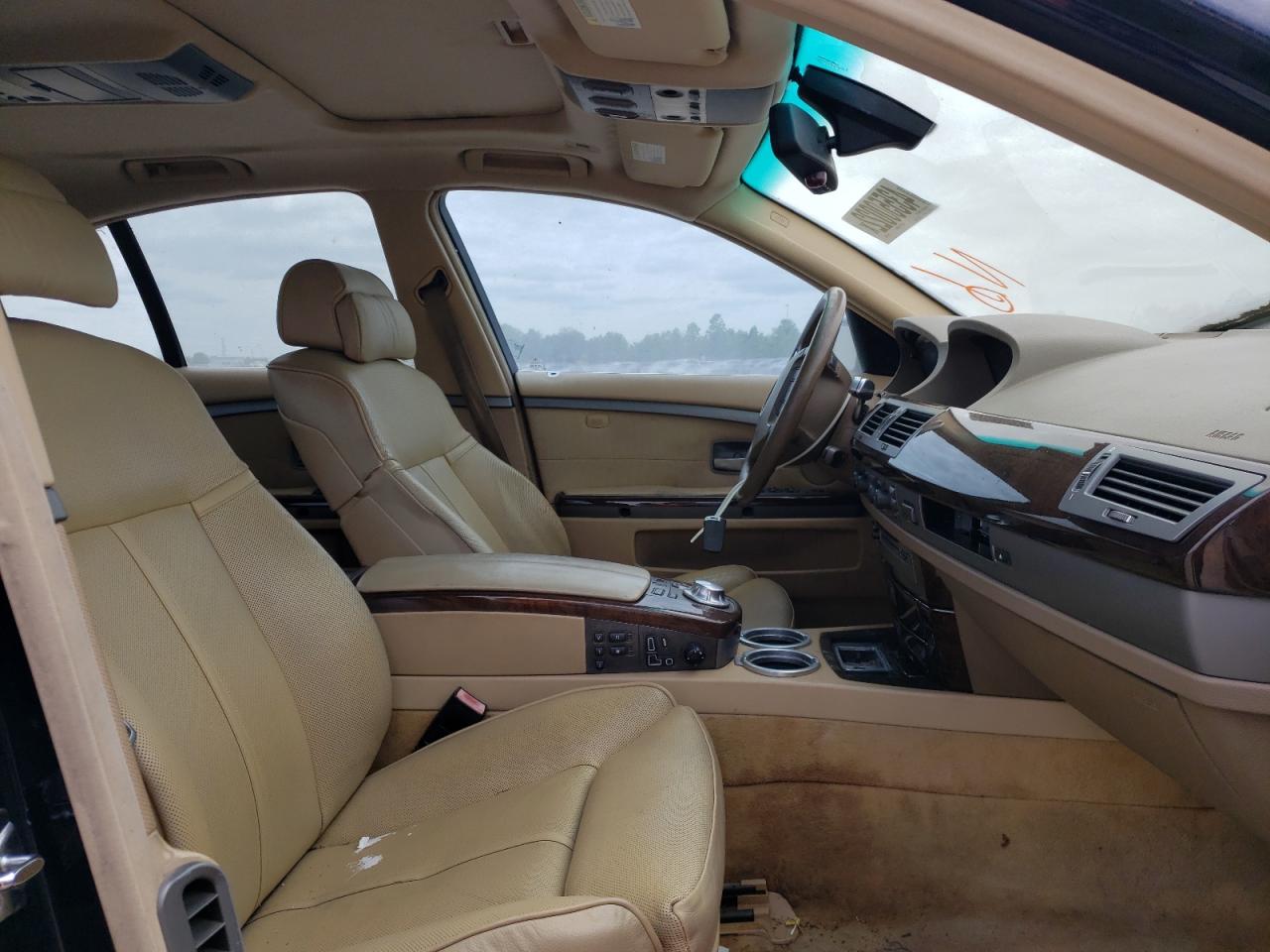 Photo 5 from auction – 2005 BMW 745 I with VIN WBAGL63555DP74659