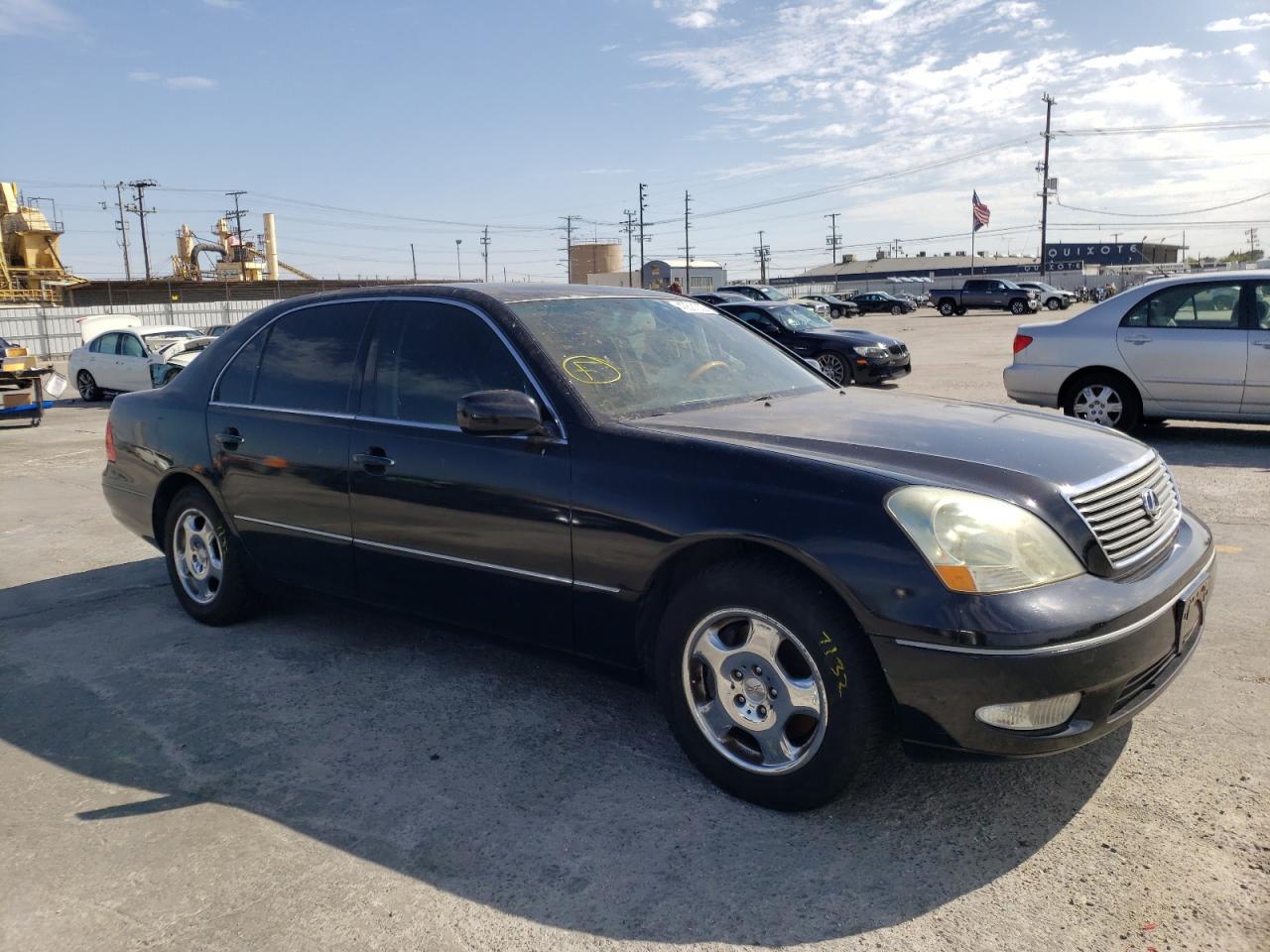 LEXUS LS 430 2001 with VIN JTHBN30FX10022443 - Photo from auction