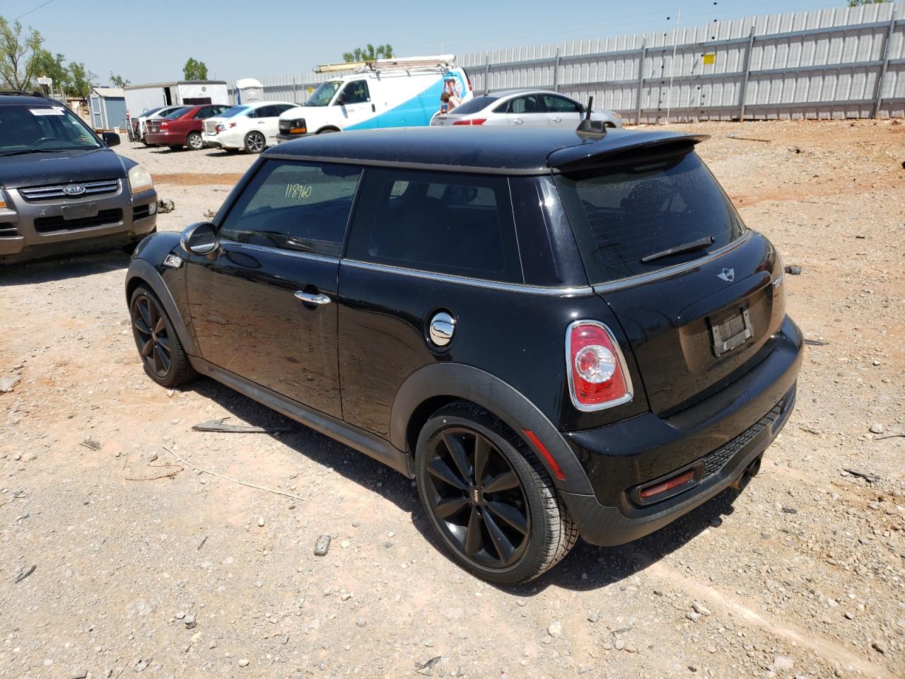 Photo 3 from auction – 2011 MINI COOPER S with VIN WMWSV3C59BTY12768