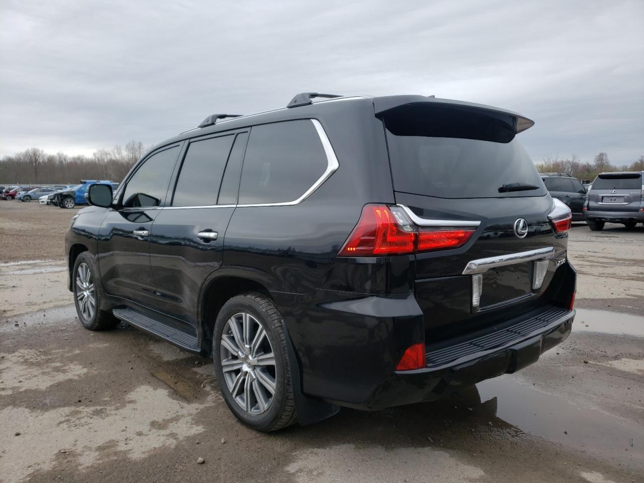 Photo 3 from auction – 2017 LEXUS LX 570 with VIN JTJHY7AX4H4233428