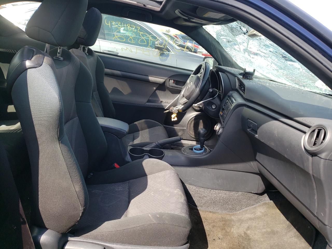 Photo 5 from auction – 2013 TOYOTA SCION TC with VIN JTKJF5C79D3053916