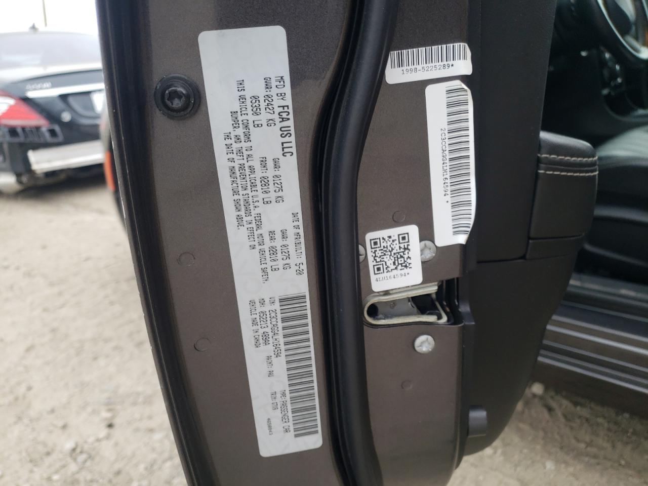 Photo 10 from auction – 2020 CHRYSLER 300 S with VIN 2C3CCAGG4LH164594